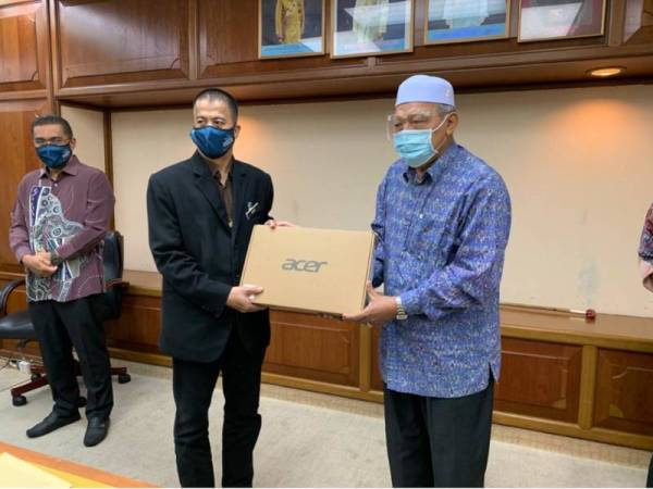 Rakyat di kawasan PKPD kena patuh arahan: MB Kelantan Rakyat di kawasan PKPD kena patuh arahan: MB Kelantan