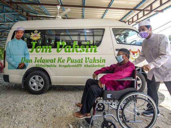 Van 'Jom Vaksin' bawa penerima vaksin DUN Jelawat ke PPV