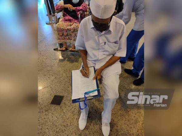 Kelibat ‘Mr White’ jadi perhatian di PPV KMC Kelibat ‘Mr White’ jadi perhatian di PPV KMC