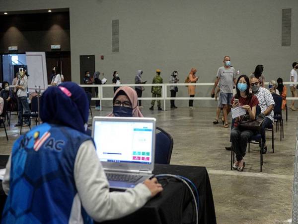 MITEC jadi pusat vaksinasi perindustrian program PIKAS