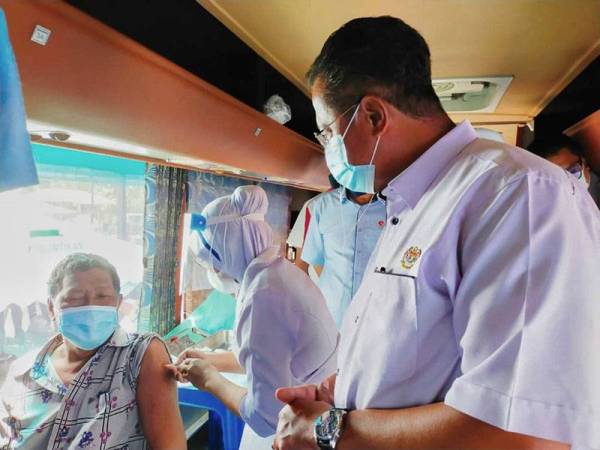 PPV bergerak MARA Liner rancakkan suntikan vaksin di luar bandar