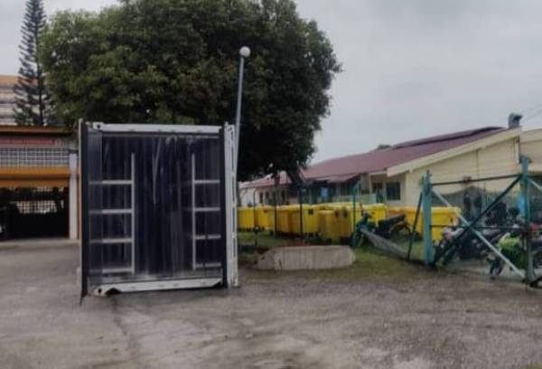 HTAR terima kontena khas simpan mayat pesakit Covid-19