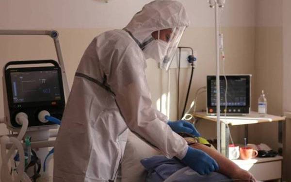 Kes positif seluruh dunia lebih 244.8 juta, korban hampir 5 juta