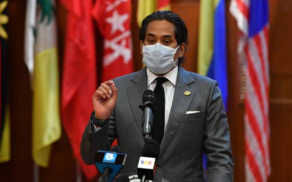 Tarikh akhir 31 Mac untuk dapatkan dos penggalak muktamad: Khairy