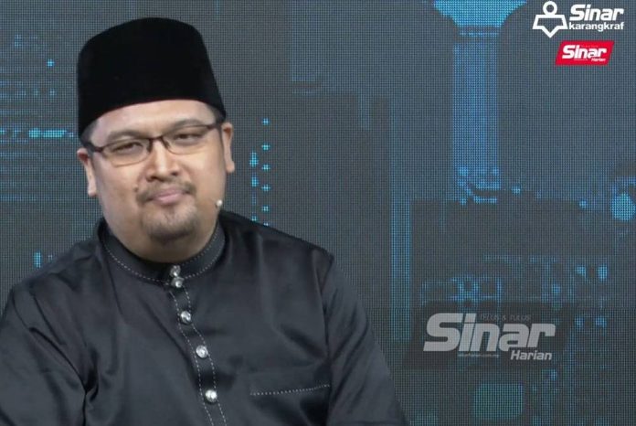 'Semakin tinggi jawatan, semakin perlu kita bersujud'
