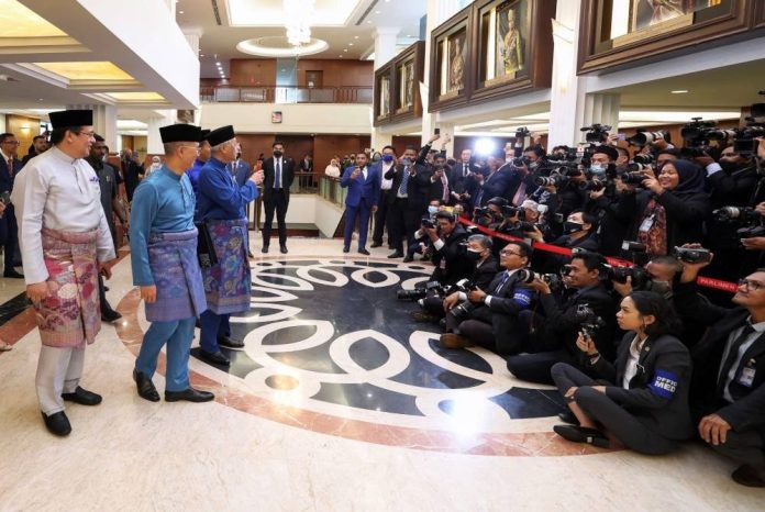 Bajet 2023: 219 ahli Parlimen hadir, tiga kerusi kosong